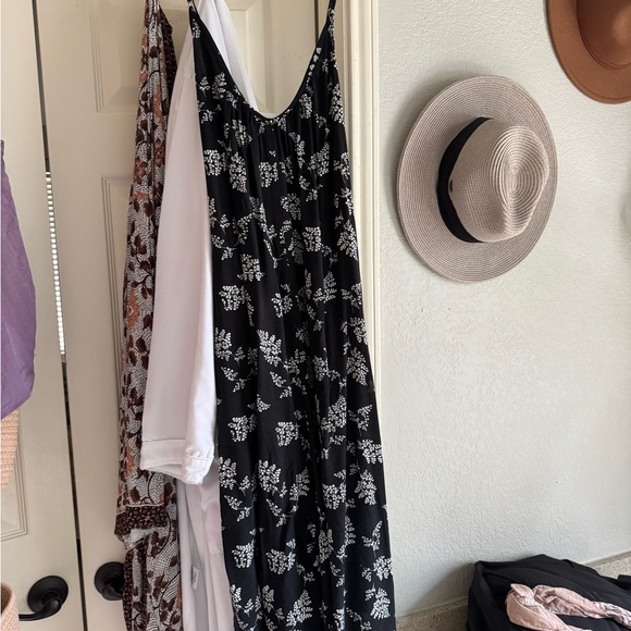 Carly Jean Los Angeles Pants - Carly Jean Los Angeles Black and White Casual Jumpsuit Sleeveless